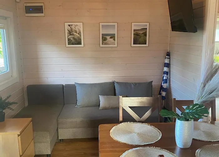 Staly Lad Alojamento de Turismo Selvagem Darlowko